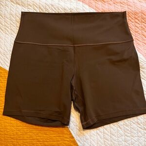 Lululemon bike shorts
